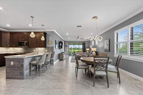 6927 Holbrook Cove, Lakewood Ranch FL - photo 10 of 92
