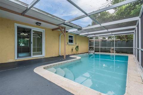 7700 Birchwood Drive, Port Richey FL - photo 10 of 28