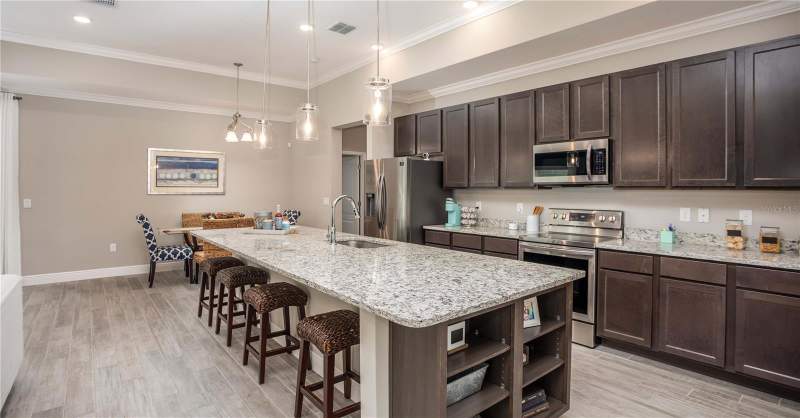 4 bedroom Single Family Residence at 902 Buckeye Drive, Reserves At Hammock Oaks, Lady Lake — photo 4