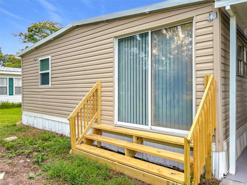 3 bedroom Mobile Home at 359 1st Avenue, Caloosa Lake Village, Lake Wales — photo 5
