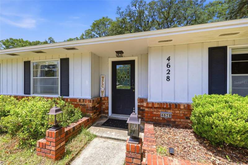 4 bedroom Single Family Residence at 4628 NW 40th Street, Northwood West, Gainesville — photo 3