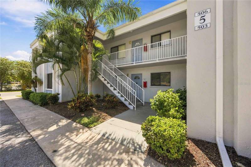 2 bedroom Condominium at 5310 26th St W #504, Garden Walk Condominium Phase I, Bradenton — photo 3