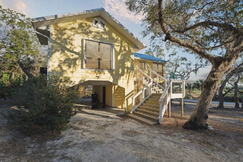 2 bedroom Single Family Residence at 12631 HODGSON AVENUE, CEDAR KEY SHORES 05, CEDAR KEY — photo 1