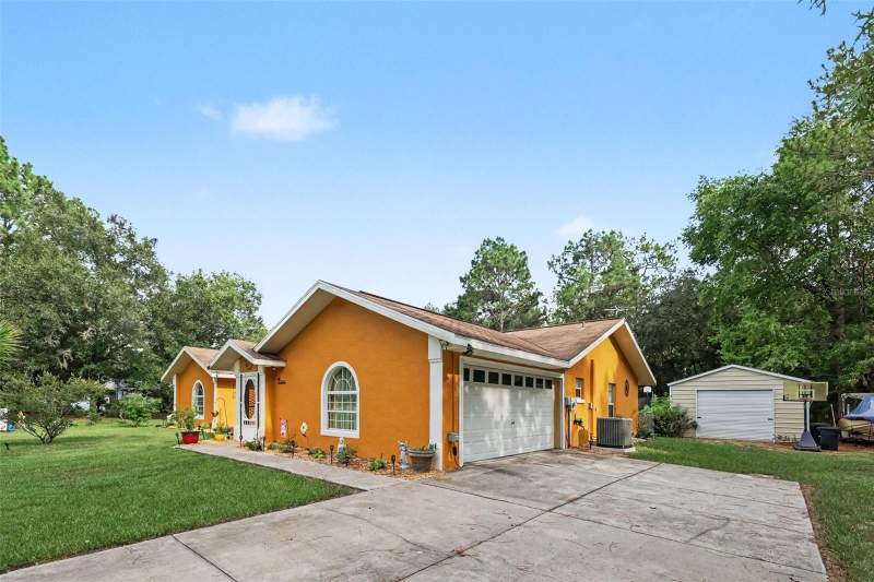 4 bedroom Single Family Residence at 18018 SW 68th Loop, Rainbow Springs, Dunnellon — photo 4