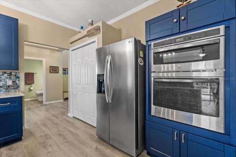 15302 Searobbin Drive, Lakewood Ranch FL - photo 21 of 51