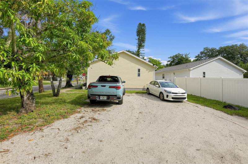 3 bedroom Single Family Residence at 521 12th Avenue, Mrs F N Hortons Add To Braidentown, Bradenton — photo 2