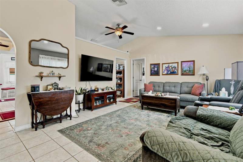 2 bedroom Single Family Residence at 4219 Augustine Road, Spring Hill, Spring Hill — photo 5