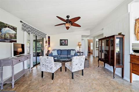 15994 Brookridge Boulevard, Brooksville FL - photo 8 of 55