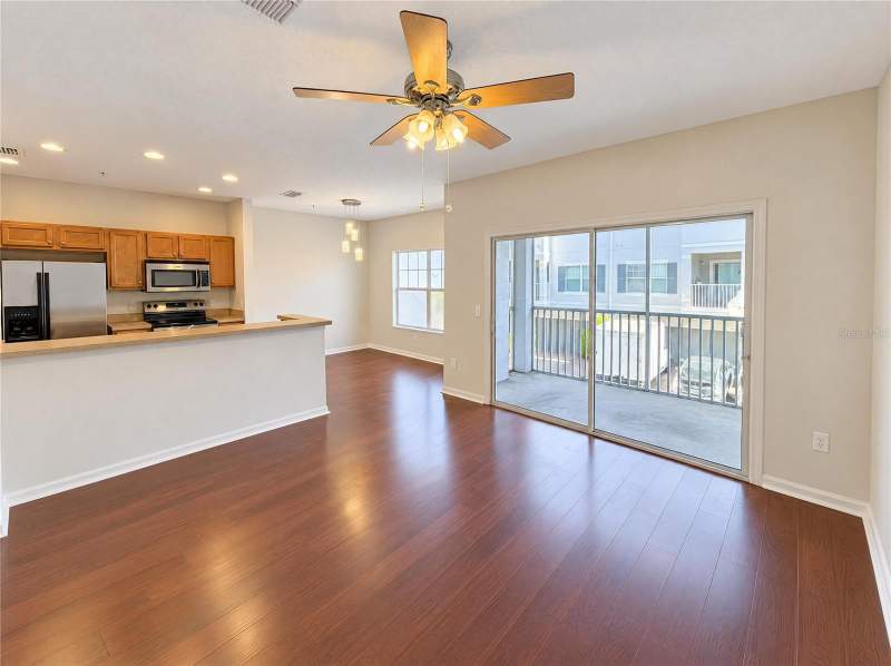 2 bedroom Condominium at 2334 Grand Central Parkway #9, Estates/Pk Central Condo, Orlando — photo 3