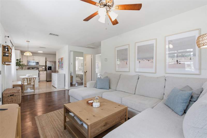 2 bedroom Single Family Residence at 2842 15th Avenue, Pelham Manor 1, St Petersburg — photo 3