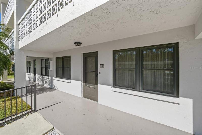 1 bedroom Condominium at 4910 BAY STREET #105, WINSTON PARK NORTHEAST, ST PETERSBURG — photo 3
