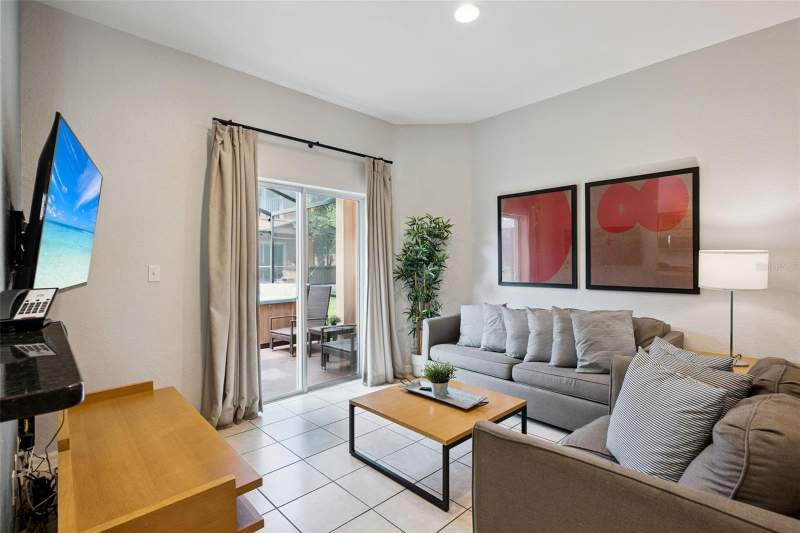 4 bedroom Townhouse at 2738 Coupe Street, Regal Oaks At Old Town, Kissimmee — photo 4