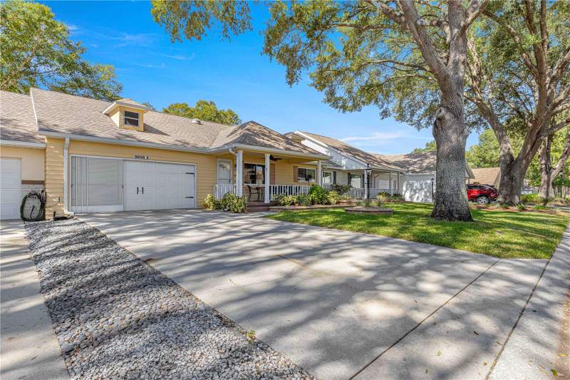 2 bedroom Villa at 9256 SW 82nd Terrace #E, On Top Of The World, Ocala — photo 5