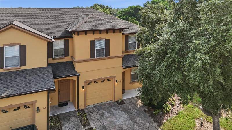 3 bedroom Townhouse at 1610 Retreat View Circle, Retreat At Twin Lakes Rep, Sanford — photo 2