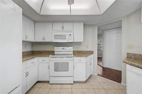 1364 Overland Drive, Spring Hill FL - photo 9 of 52