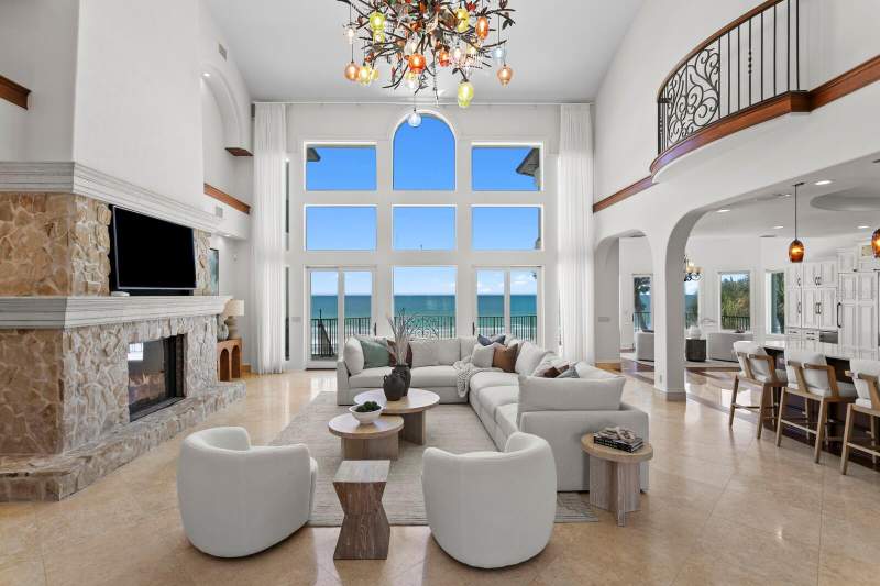 5 bedroom Single Family Residence at 15912 Gulf Boulevard, Lone Palm Beach 2nd Add, Redington Beach — photo 5