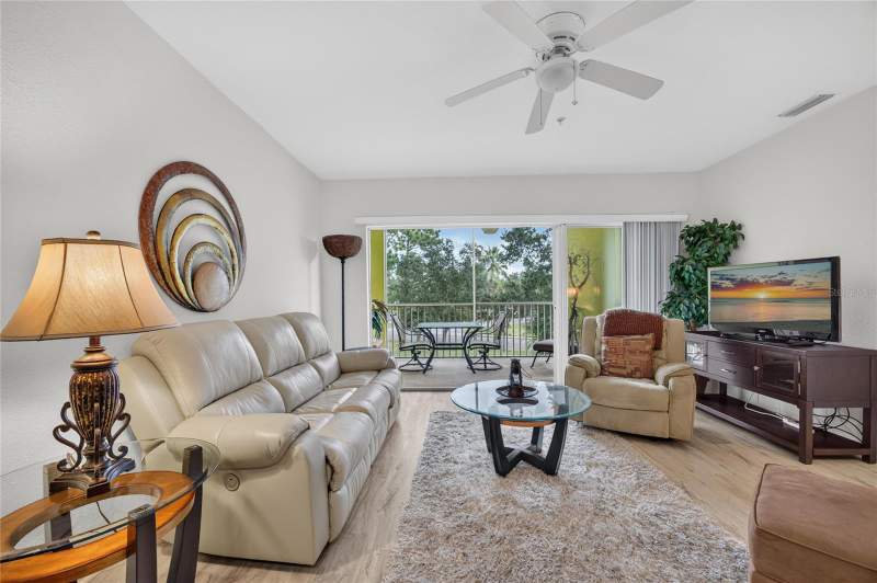 2 bedroom Condominium at 2060 Willow Hammock Circle #207, Lake View Ii/Heritage Lake Park, Punta Gorda — photo 4