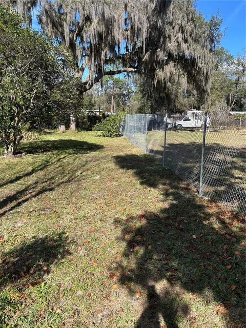 20621 SE Highway 42, Umatilla FL - photo 19 of 28