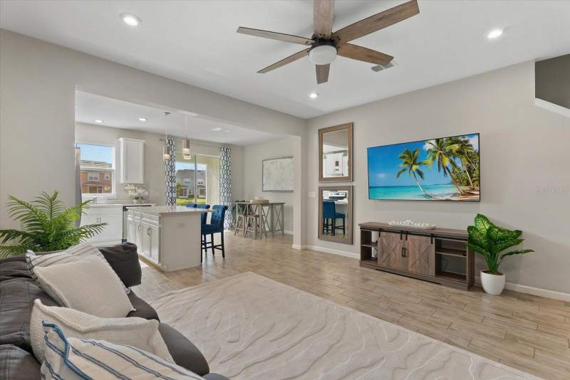 3 bedroom Townhouse at 11919 Sky Acres Terrace, Harmony At Lakewood Ranch Ph Ii-C 1-4, Bradenton — photo 5