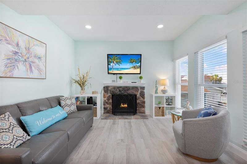 2 bedroom Condominium at 337 REX PLACE #G, MADEIRA BEACH YACHT CLUB CONDO, MADEIRA BEACH — photo 4