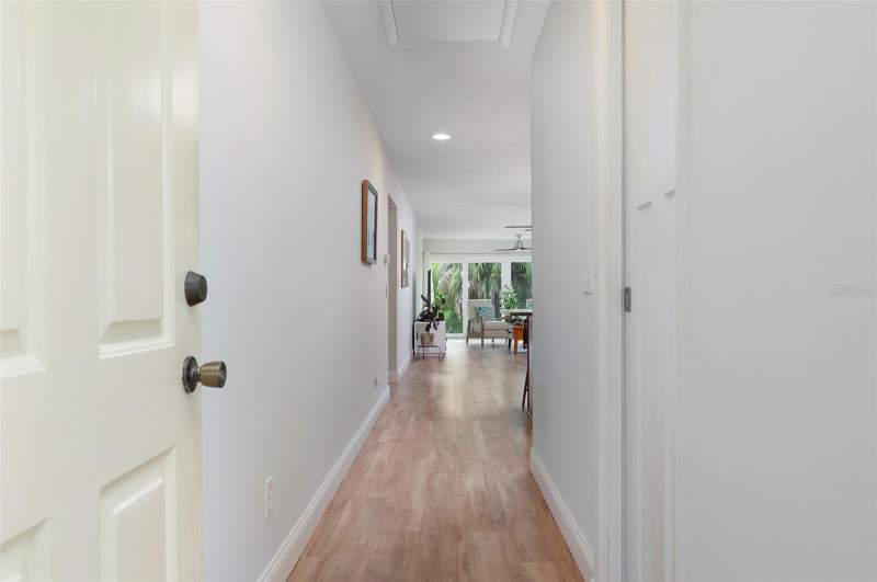 2 bedroom Villa at 10152 Regal Drive, Imperial Point Condo, Largo — photo 4
