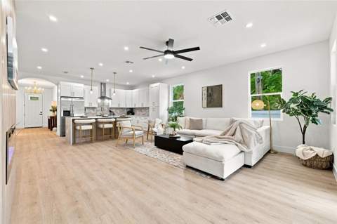 3008 E Osborne Avenue, Tampa FL - photo 11 of 25