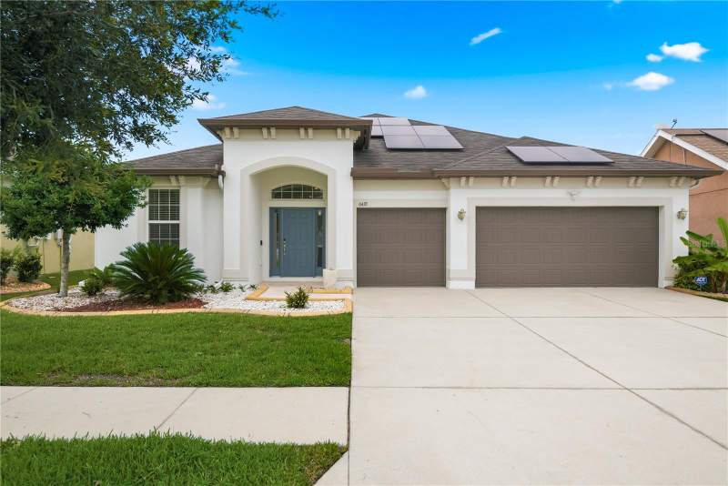 6410 FALLING OAK TRAIL home for sale in Oak Creek A-C