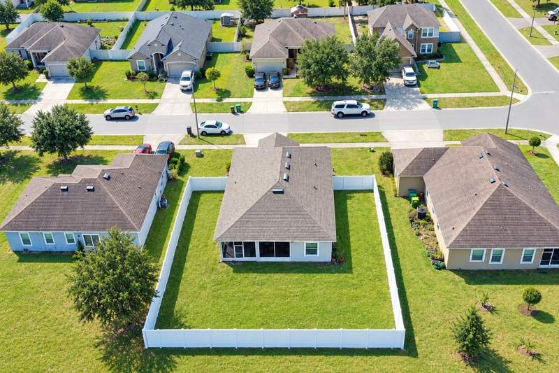 3 bedroom Single Family Residence at 3588 Spring Creek Road, Mabel Loop Ridge Sub, Dundee — photo 4