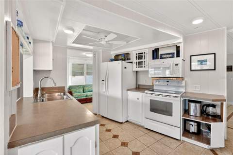 957 Todd Way, Tavares FL - photo 14 of 65