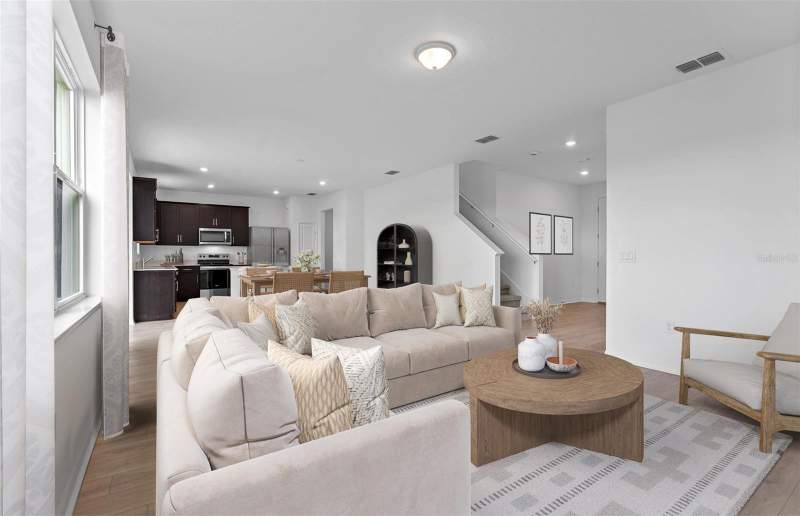 5 bedroom Single Family Residence at 1277 Lakeridge Way, Silverlake Phase 2, Lake Alfred — photo 2