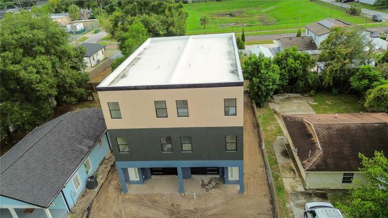 8 bedroom Townhouse at 2707 E 22nd Avenue, Campobello Blocks 31 To 45, Tampa — photo 3