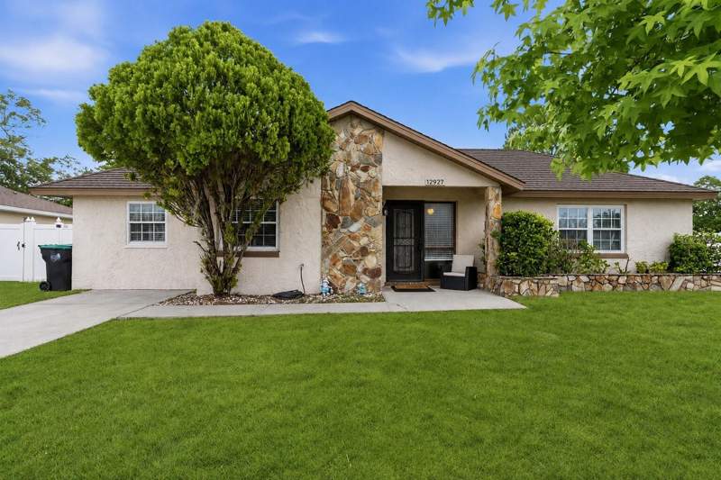 4 bedroom Single Family Residence at 12927 Montana Woods Lane, Meadow Woods Village 05, Orlando — photo 1