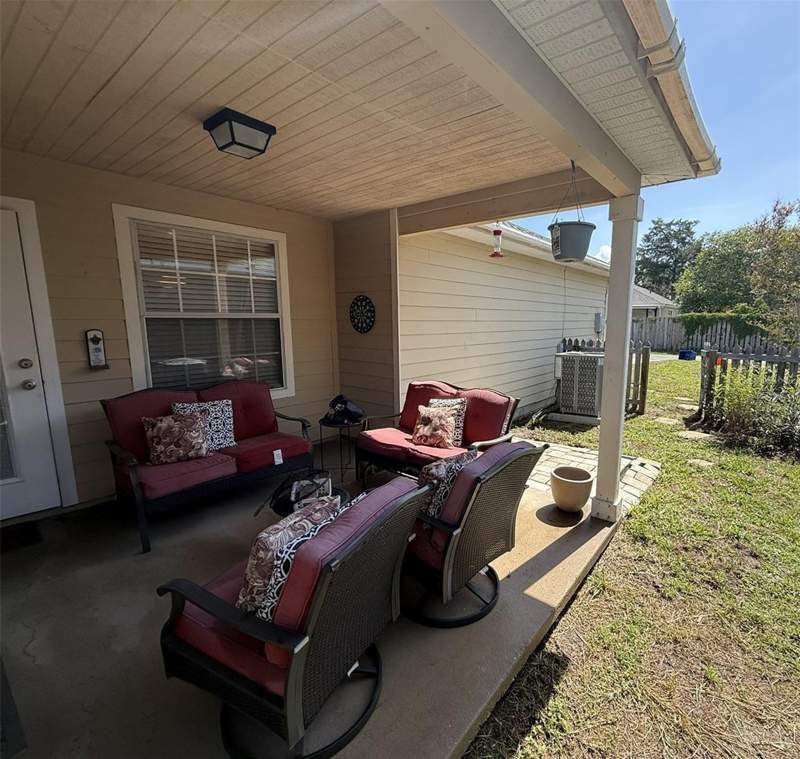 3 bedroom Single Family Residence at 3803 NW 26th Street, Walnut Creek Ph 1, Gainesville — photo 4