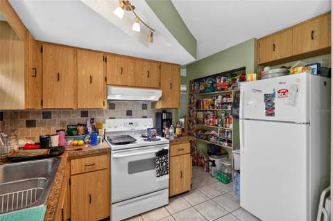 9021 Richwood Lane, Port Richey FL - photo 23 of 34