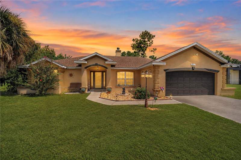 3 bedroom Single Family Residence at 12867 SW 77th Cir, Marion Oaks 10, Ocala — photo 2