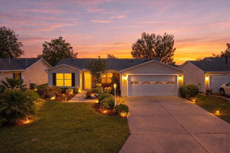 3 bedroom Single Family Residence at 8354 SE 177th Bartram Loop, Villages/Marion Un 45, The Villages — photo 2