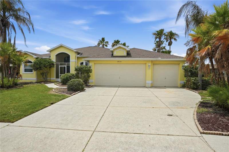 3 bedroom Single Family Residence at 18131 Rivard Boulevard, Trails At Rivard Ph 1,2 & 6, Brooksville — photo 2
