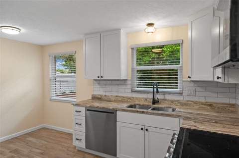 2187 Dixie Garden Loop, Holiday FL - photo 12 of 31