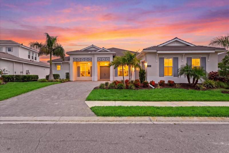 4 bedroom Single Family Residence at 8133 Nevis Run, Isles At Lakewood Ranch, Lakewood Ranch — photo 5
