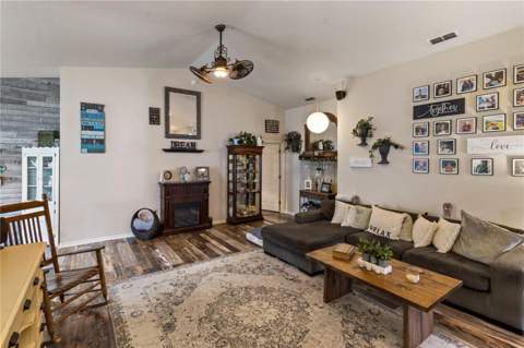 4562 Fairway Oaks Drive, Mulberry FL - photo 12 of 42