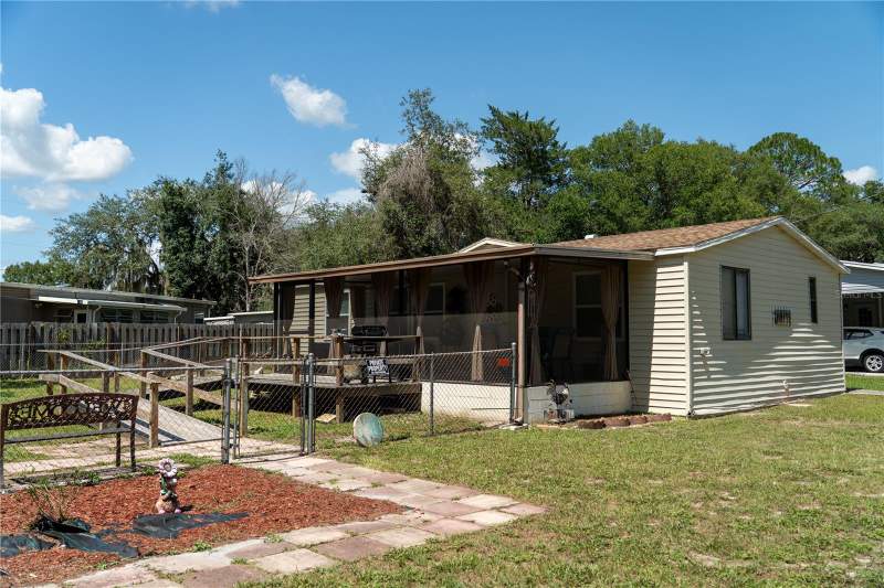 2 bedroom Manufactured Home at 10138 E BASS CIRCLE, EAST COVE, INVERNESS — photo 1