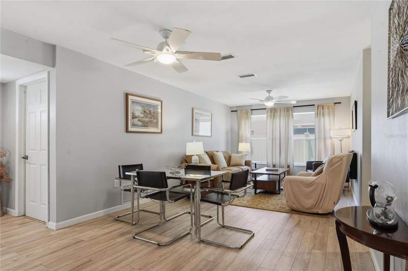 3 bedroom Single Family Residence at 1634 Dale Circle, Amberlea Unit 2, Dunedin — photo 4