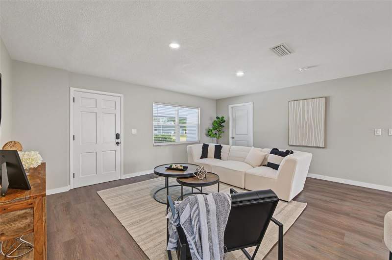 4 bedroom Single Family Residence at 548 Frandor Place, Apollo Beach Unit One Pt One, Apollo Beach — photo 5