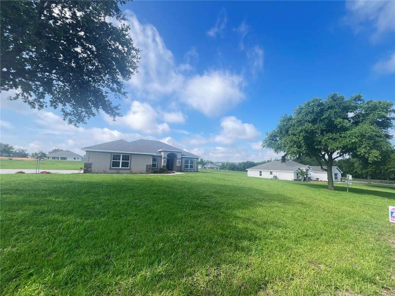 4 bedroom Single Family Residence at 37298 Hidden View Circle, Hill Country Estates, Dade City — photo 2