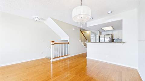 323 Madeira Circle, St Petersburg FL - photo 6 of 6