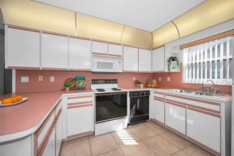4745 Swallowtail Drive, New Port Richey FL - photo 14 of 35