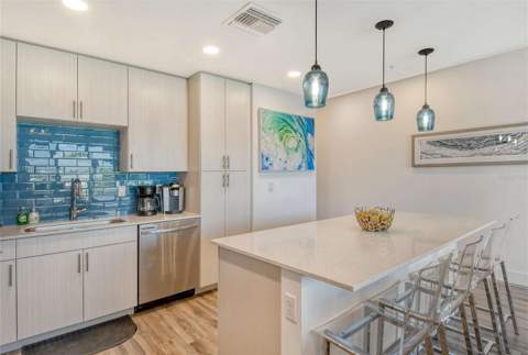 1709 N Tamiami Trail #317, Sarasota FL - photo 9 of 30