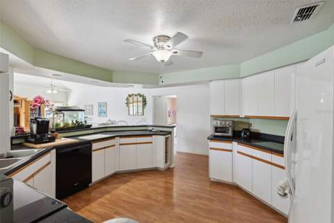 1842 Bayou Grande Boulevard, St Petersburg FL - photo 10 of 46