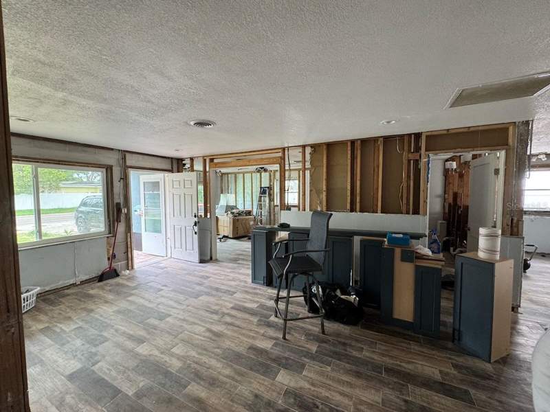 3 bedroom Single Family Residence at 5451 Bayou Grande Boulevard, Shore Acres Bayou Grande Sec, St Petersburg — photo 3
