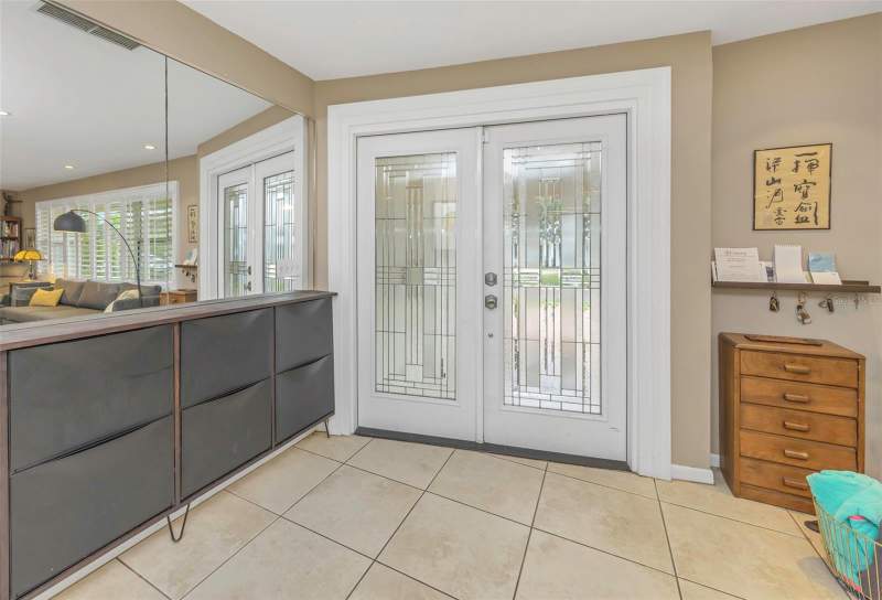 3 bedroom Single Family Residence at 4313 50th Place, Maximo Moorings, St Petersburg — photo 5